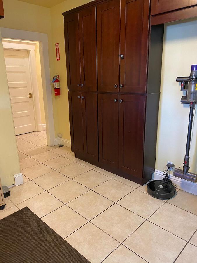 Small Private La Bedroom W Wifi - Private Fridge - Ac Near Usc - Exposition Park - Usc Memorial Coliseum - Banc Of California Bmo Stadium - Downtown Los Angeles Dtla - University Of Southern California Usc!!! Εξωτερικό φωτογραφία