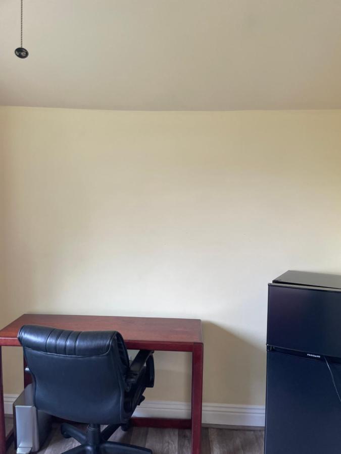 Small Private La Bedroom W Wifi - Private Fridge - Ac Near Usc - Exposition Park - Usc Memorial Coliseum - Banc Of California Bmo Stadium - Downtown Los Angeles Dtla - University Of Southern California Usc!!! Εξωτερικό φωτογραφία