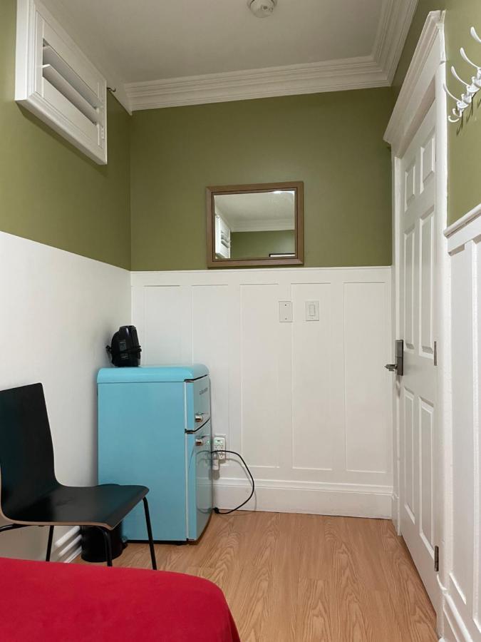Small Private La Bedroom W Wifi - Private Fridge - Ac Near Usc - Exposition Park - Usc Memorial Coliseum - Banc Of California Bmo Stadium - Downtown Los Angeles Dtla - University Of Southern California Usc!!! Εξωτερικό φωτογραφία